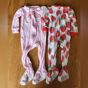$2 GS🏠 Set of Two Carter's Zip-up Pajamas